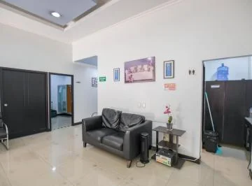 Oficina en Venta Gaspar de Villarroel y 6 de Diciembre 280 m² — imagen 3