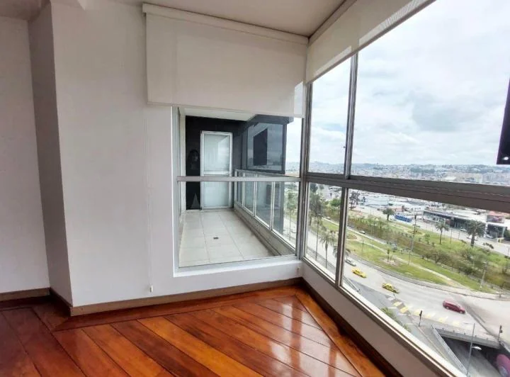 Departamento en Venta Tres Dorm. Sector Quito Tenis — imagen 1