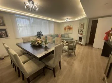 Venta Departamento 2 Dorm Remodelado Mariana de Jesus — imagen 4