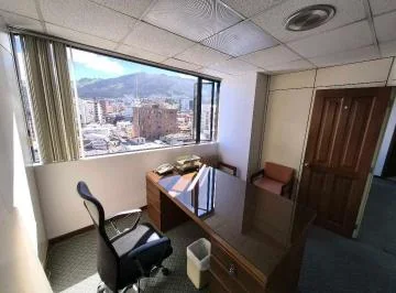 Venta Oficina, Edificio Corporativo, Piso Alto, La Carolina, Amazonas — imagen 3