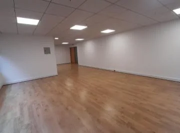 Sector Av Whymper. oficina en Renta o Venta 87 m, Edificio Corporativo — imagen 2