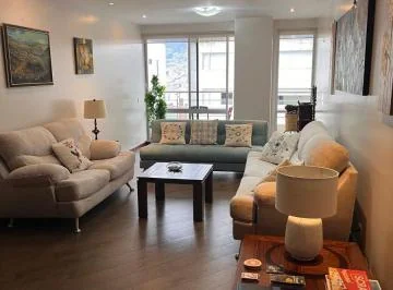 Vendo Hermoso Departamento con Vista, Cerca de Bancos, Centros Comerciales, Sector Gonzalez Suarez — imagen 5