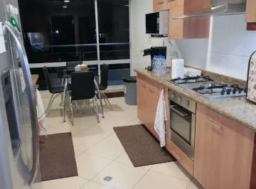 Vendo Hermoso Departamento con Vista, Cerca de Bancos, Centros Comerciales, Sector Gonzalez Suarez — imagen 2