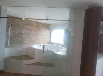 Departamento Remodelado con Jacuzzi Frente Al Mar en Chipipe Salinas — imagen 5