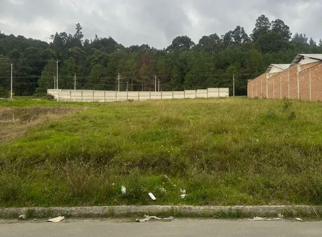 Terreno en venta en Loja — imagen 3
