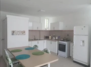 Precioso Departamento de 3 Dorm. Dentro de Conjunto con Piscina Areas, Manabí — imagen 5