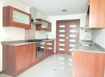 Venta Departamento Tres Dorm. Seminuevo en Tumbaco — imagen 5