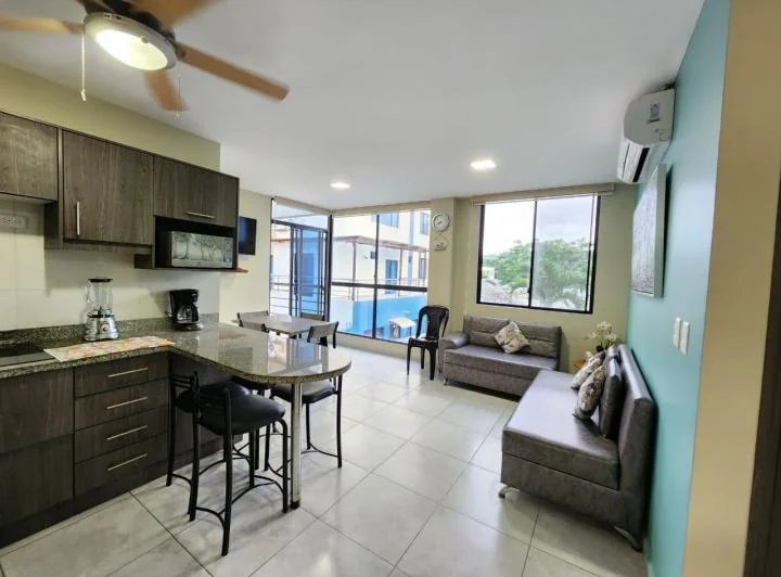 Departamento en Venta Amoblado 3 Dorm. en Tonsupa — imagen 1