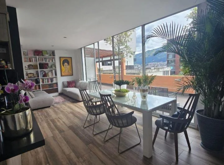 Suite con Amplia Terraza en Venta | González Suárez — imagen 1