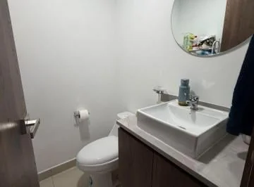Departamento Moderno en Venta, Planta Baja, de Tres Dorm., Guayas — imagen 4