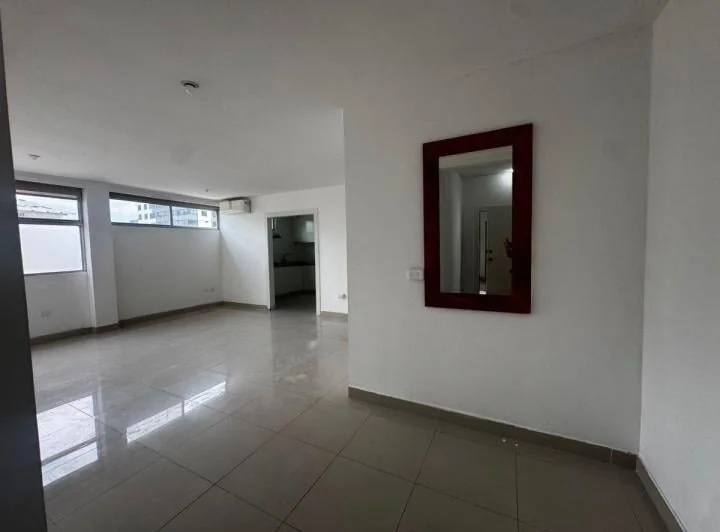 Se Alquila/se Vende Departamento Urbanización Los Olivos, Guayas — imagen 1