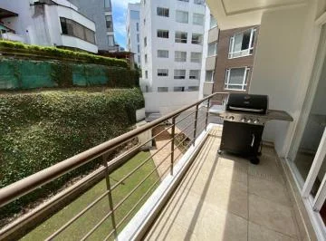 Venta Departamento con Balcon 3 Habitaciones en Bellavista — imagen 5