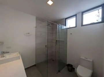 Hermoso Departamento en Planta Baja, con Jardin, de Venta en Cumbaya — imagen 2