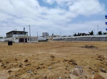 Vendo Terreno Esquinero con Salida a 2 Calles de 337.50 m a 1 Cuadra del Mar en Salinas — imagen 4