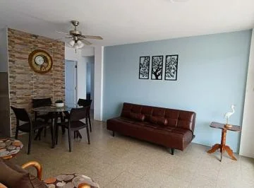 Vendo Comodo Departamento con Vista Parcial Al Mar a Tan Solo Una Calle del Malecon de San Lorenzo — imagen 2