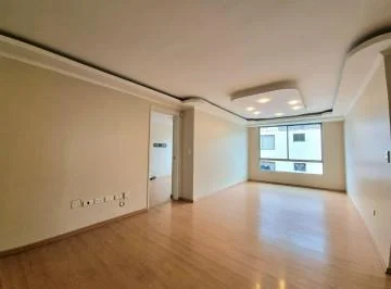Departamento en Venta 3 Hab - Gaspar de Villarroel - Batan Alto — imagen 4