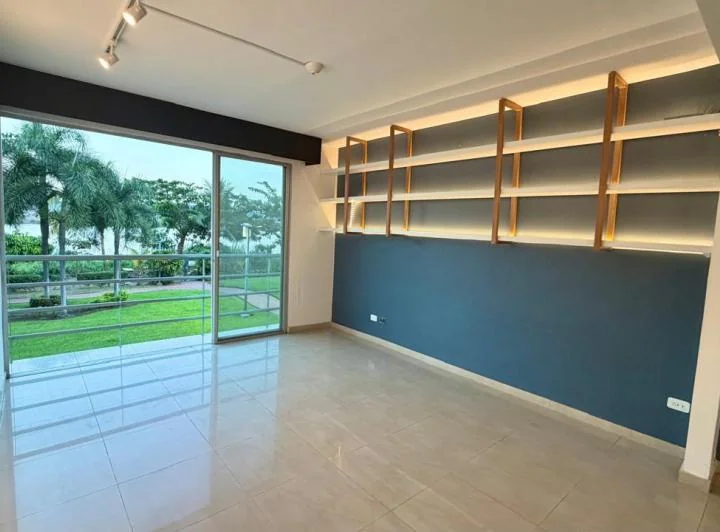 Venta de Dpto con Vista Al Río, Altos del Río. Guayas — imagen 1