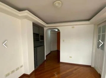Vendo Hermoso Departamento Jardines del Batan, Dos Dorm., Balcón, Vista Panorámica. Provincia de Pichincha — imagen 4