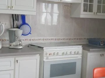 Departamento en La Playa Dentro de Urbanización, Manabí — imagen 2