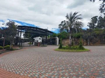 Urbanización de Lujo Cerros de Cumbaya 1,056 m² Cerca Al Colg. Terranova, Vista Espectacular. Provincia de Pichincha — imagen 4