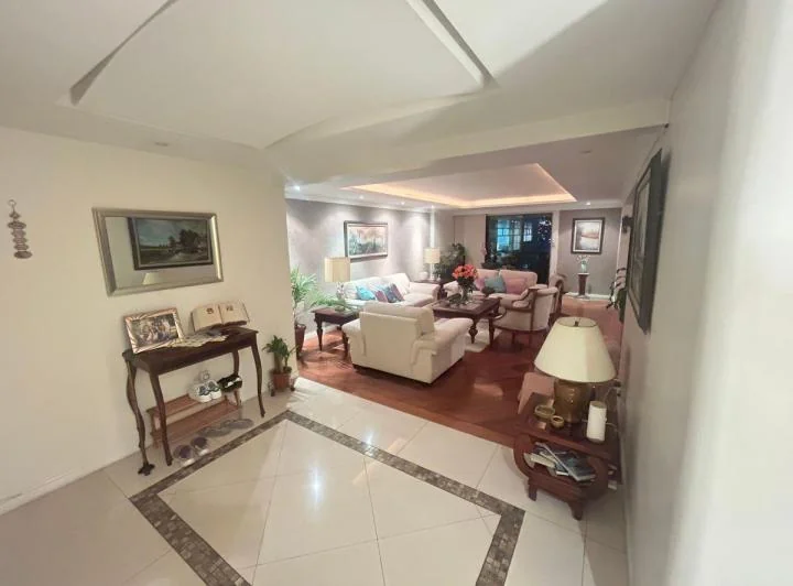 Venta Whimper Departamento Elegante Tres Dorm. Vista — imagen 1
