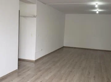Venta Departamento Centro Norte 3 Dorm. Monteserrin Sector Los Laureles 2 Parqueaderos Balcon — imagen 2