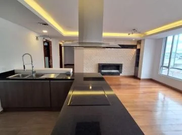Hermoso Deparatmento con Balcón Linda Vista Quito Tenis, Seguro — imagen 5