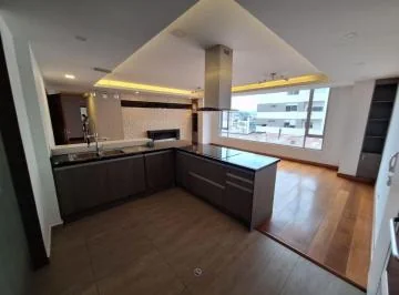 Hermoso Deparatmento con Balcón Linda Vista Quito Tenis, Seguro — imagen 4