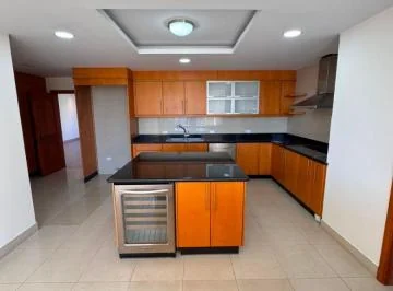 Exclusivo Departamento en Venta en Villa Regina Sector Quito Tenis — imagen 2