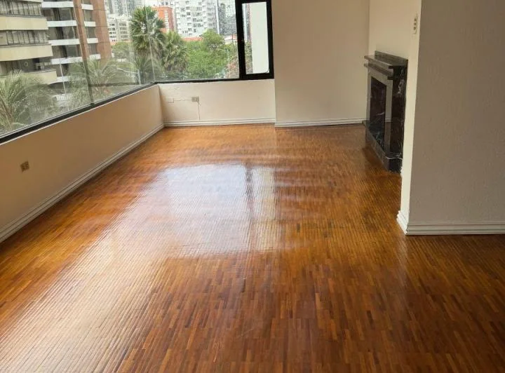 Departamento de 235 m - 3 Dorm. en La Republica del Salvador — imagen 1