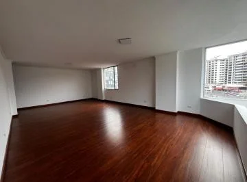 En Venta Departamento Amplio de 3 Habitaciones, La Carolina/ Plaza Argentina — imagen 5
