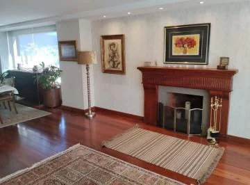 González Suárez, Vendo Departamento 245 m², Dos Dorm. con Baño C/u, 2 Garajes, Bodega, Vista. Provincia de Pichincha — imagen 3