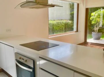 Lindo, Cómodo Departamento con Jardín, Sta Lucia Alta — imagen 5