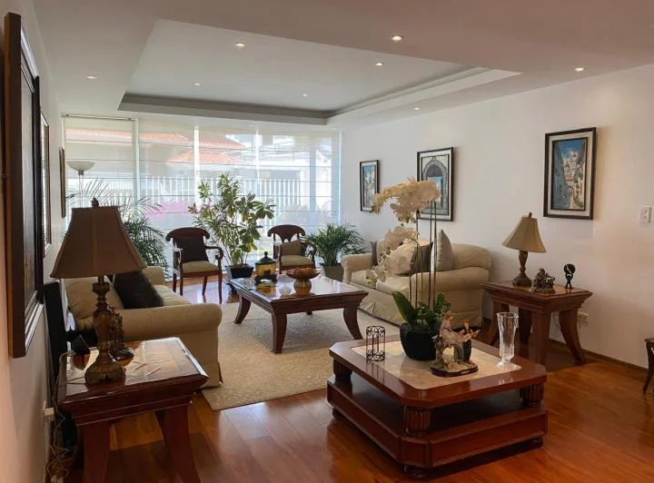 Departamento en Norte de Quito — imagen 1