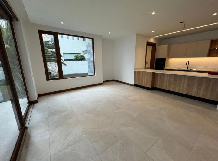 Vendo Cumbayá, Lindo Departamento, 127 m², 2 Dorm. a Estrenar, Sector Santa Lucia, Buena Vista! — imagen 1