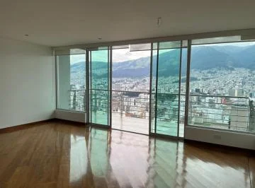 Vendo Lindo Departamento con Vista - Sector González Suárez — imagen 5
