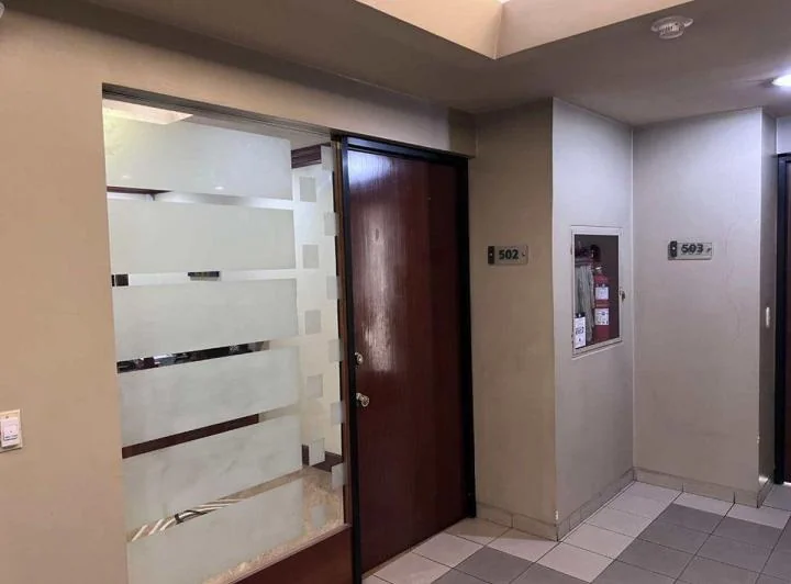 Oficina en Venta – Av Nnuu Bco Bolivariano — imagen 1
