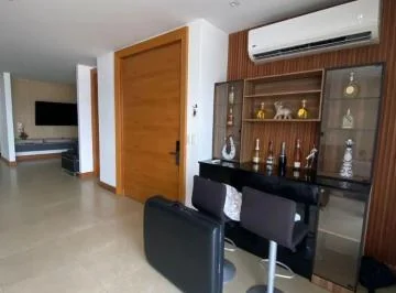 En Venta Departamento de 2 Pisos y 3 Dorm. Full Amoblado tipo Loft en Los Ceibos, Guayas — imagen 2