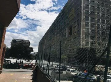Jal. Venta de Oficina Quito, 112 m² Más 3 Parqueos, Plataforma Gubernamental Norte — imagen 3