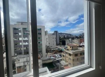 Vendo Oficina en Edificio Corporativo y Moderno Sector Carolina — imagen 2
