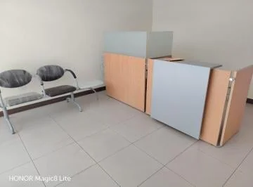 | Vendo Consultorio 43 m² | Hospital de Los Valles | — imagen 4