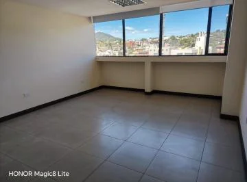 | Vendo Consultorio 43 m² | Hospital de Los Valles | — imagen 2