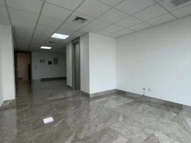 Oficina Dentro de Prestigioso Edificio en La Aurora, Guayas — imagen 1