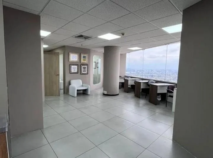 Oficina de Venta en Puerto Santa Ana de 190 m², Guayas — imagen 1