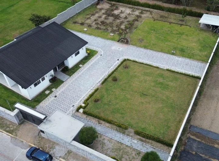 Casa por Estrenar en Checa — imagen 1