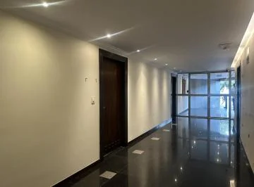 Excelente Oficina en La Av de Los Shyris 60 Mtrs Edificio Moderno — imagen 4