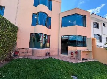 De Venta Hermosa Casa de 5 Dorm. en La Urbanizacion El Condado — imagen 4