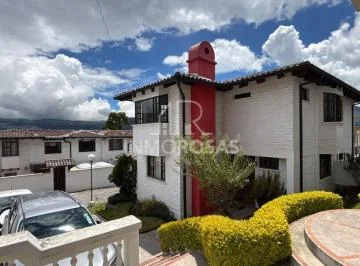 En Ponceano Alto $124.900 Casa Estilo Español con 4 Dorm., 2 Parq, Balcón, Vista Cerca Ism West — imagen 3