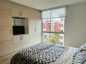 Departamento de Venta de Tres Dorm., 87 m². Jerónimo Carrión. La Mariscal — imagen 5