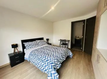 Departamento de Venta de Tres Dorm., 87 m². Jerónimo Carrión. La Mariscal — imagen 3